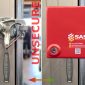 Comparison of Secure and Unsecure Debon Trailer handles