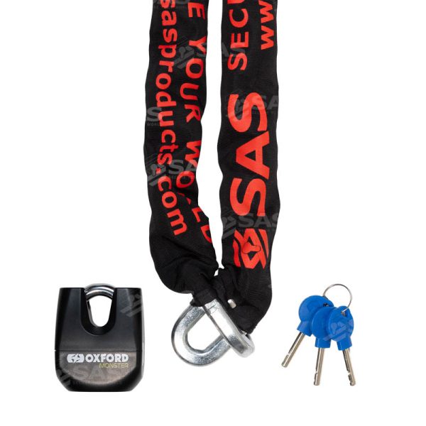 8132065 Heavy Duty 2000x14mm Sq Shackle Chain & Monster Padlock close up